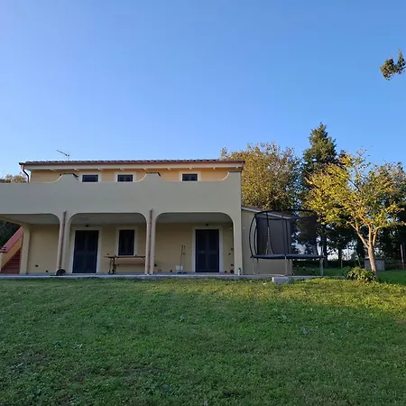 Franca Сasa de vacaciones Otricoli